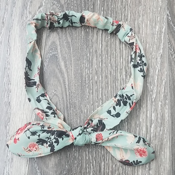 Accessories - Floral headband